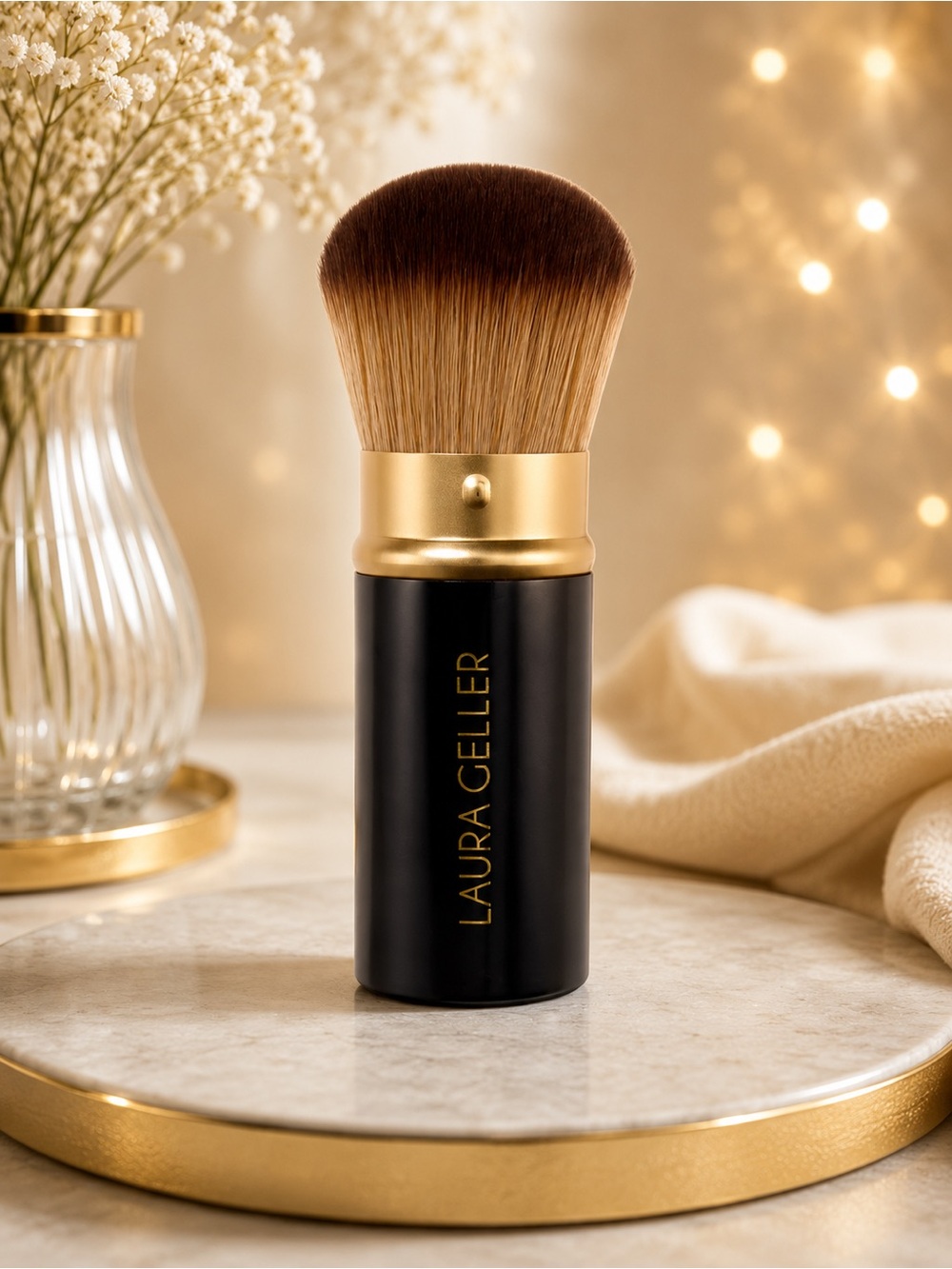 Laura Geller Retractable Airbrush Kabuki Brush – Travel Makeup Brush